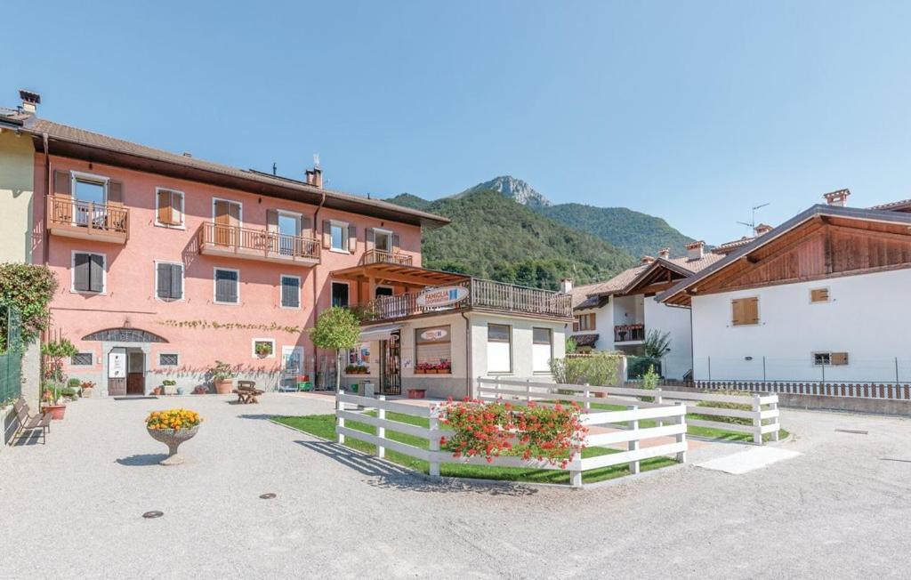 Ledro Lake Suite "Pur" Mezzolago Esterno foto